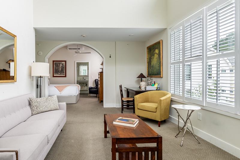 King suite room