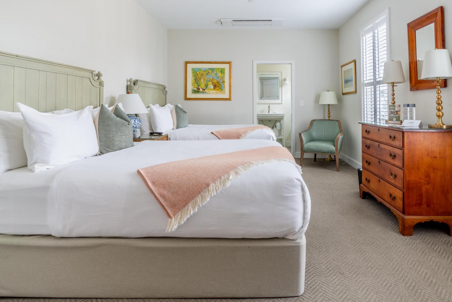 Double bed hotel room