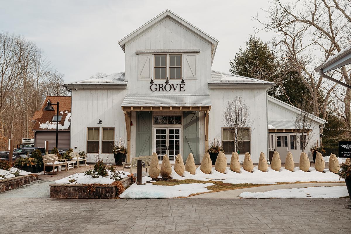 grove entrance winter