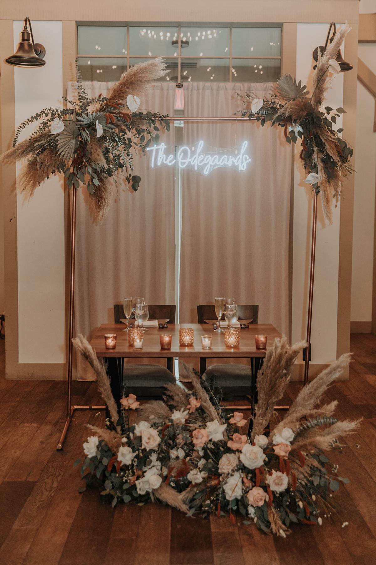 sweetheart table