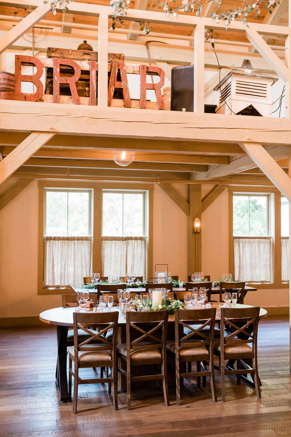 reception tablescape