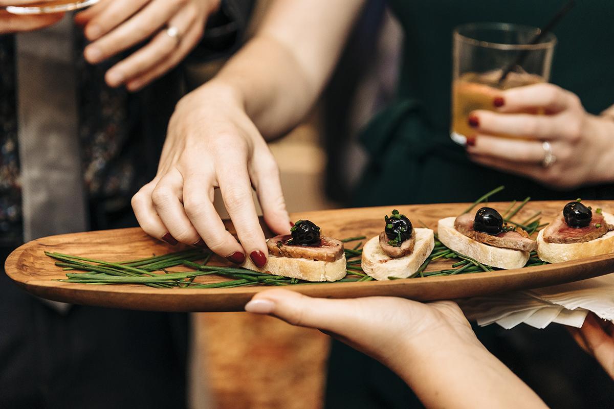 seared duck appetizer