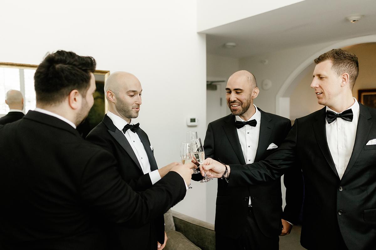 groomsmen getting ready